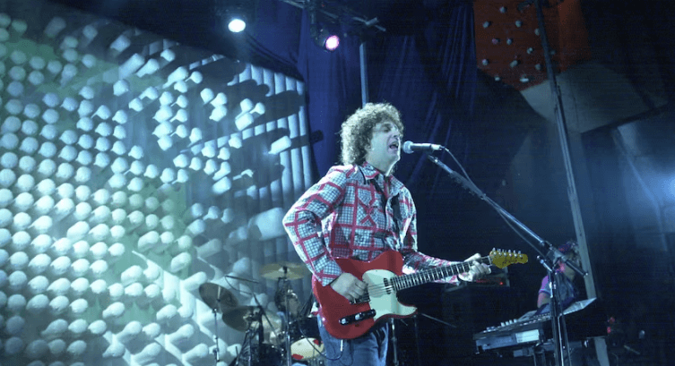 Gustavo Cerati en Córdoba: Un vistazo único al show en el Polideportivo General Paz