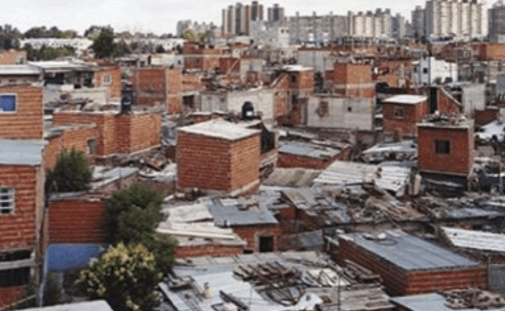 Una Caravana por la Salud en la Comuna 8: La Lucha por un Hospital Real