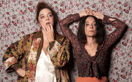 La Débil Mental llega al teatro en Balvanera, Buenos Aires