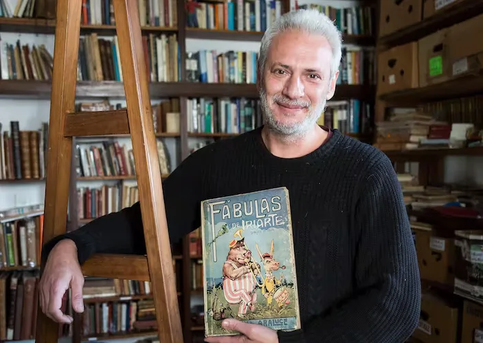El Palacio de la Prensa: Epicentro de la 15ª Feria del Libro Antiguo de Buenos Aire
