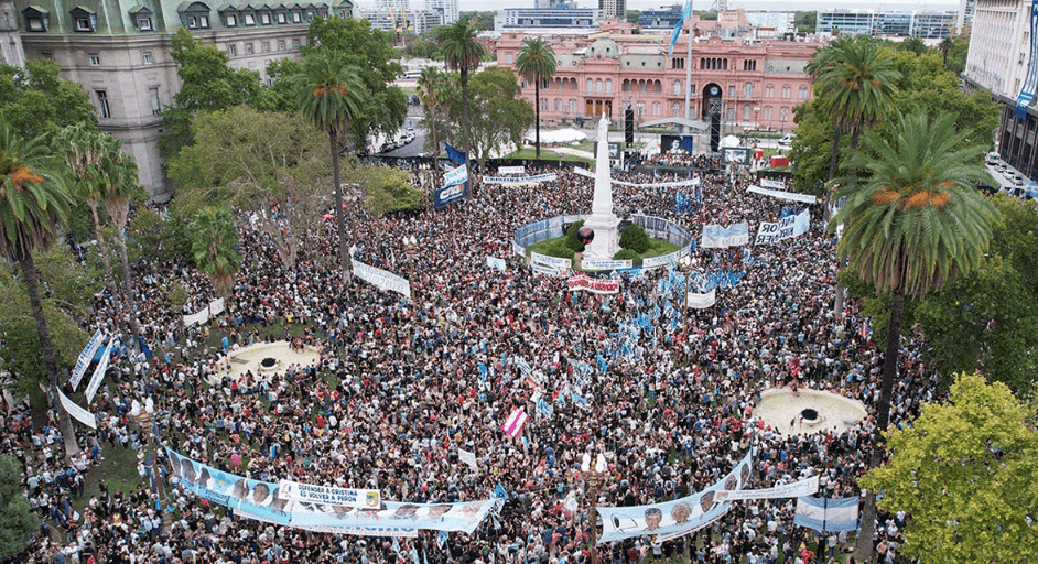 La Carencia del Debate Público: Entre Ocasiones Perdidas y Temas Urgentes