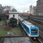 El Futuro del Ferrocarril Sarmiento: Viaductos, Soterramiento y la Voz de los Vecinos