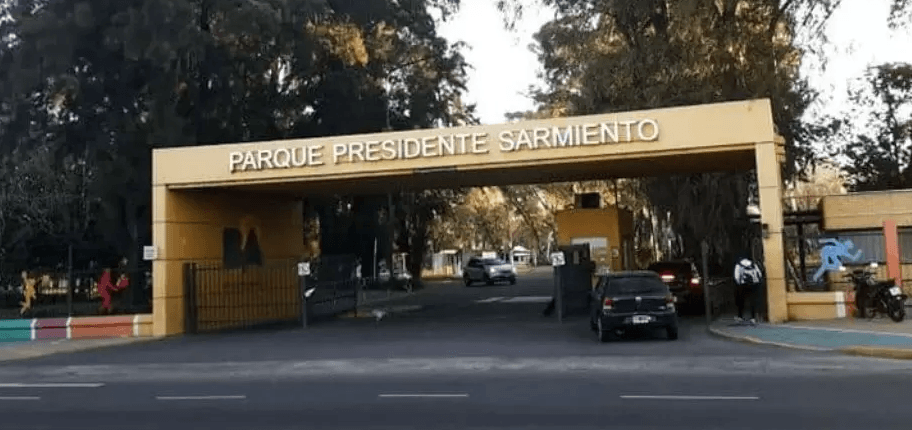La Concesión del Parque Sarmiento: Cuando los Negocios Privados Chocan con el Interés Público