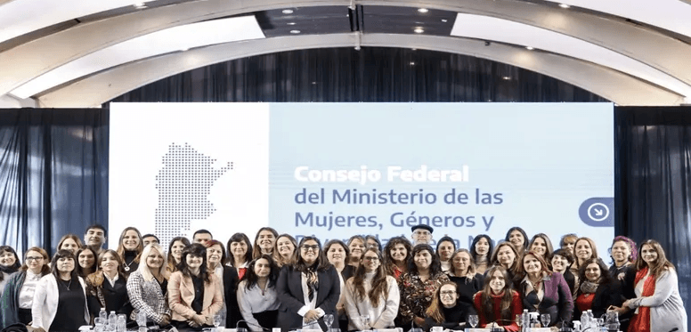 Despidos y lucha en el Ministerio de la Mujer: la cara oculta del ajuste estatal
