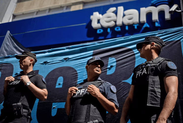 Derrota en Telam: Entre la Censura y la Resistencia