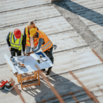 Construcción Salvaje: La Batalla de Arturo Contra el Colapso