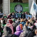 Paro y Movilización en el Ministerio de Hacienda: Voces de los Trabajadores