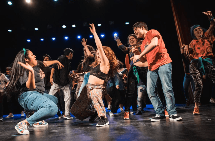 Festival Mundial de Teatro Adolescente Vamos que Venimos se Apodera del Cultural San Martín