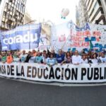 Universidades Nacionales en Crisis: Reclamo de los Trabajadores en las Calles de Buenos Aires