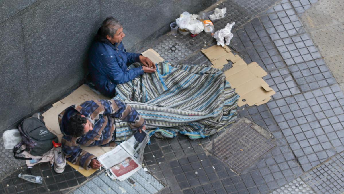 La crisis invisibilizada: más de 1.400 personas en situación de calle en la Comuna 1 de Buenos Aires