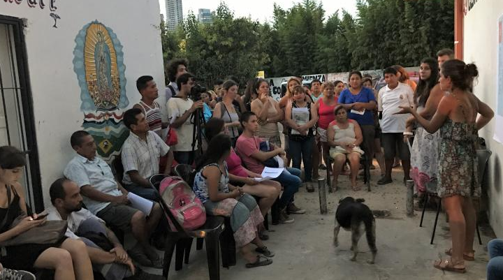 Desalojo forzoso en el Barrio Rodrigo Bueno genera indignación en Buenos Aires