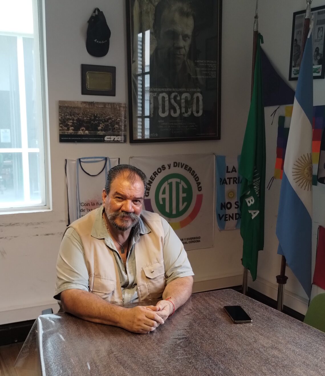 Análisis Electoral: Una Victoria Incompleta y la Promesa de Reformas Laborales